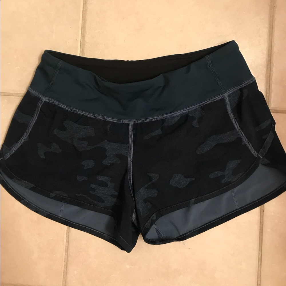 NWOT Blue Camouflage Lululemon Shorts - Size 2